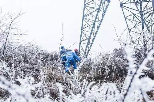 代替人工去巡視輸電線(xiàn)路？這家公司的無(wú)人機可不簡(jiǎn)單