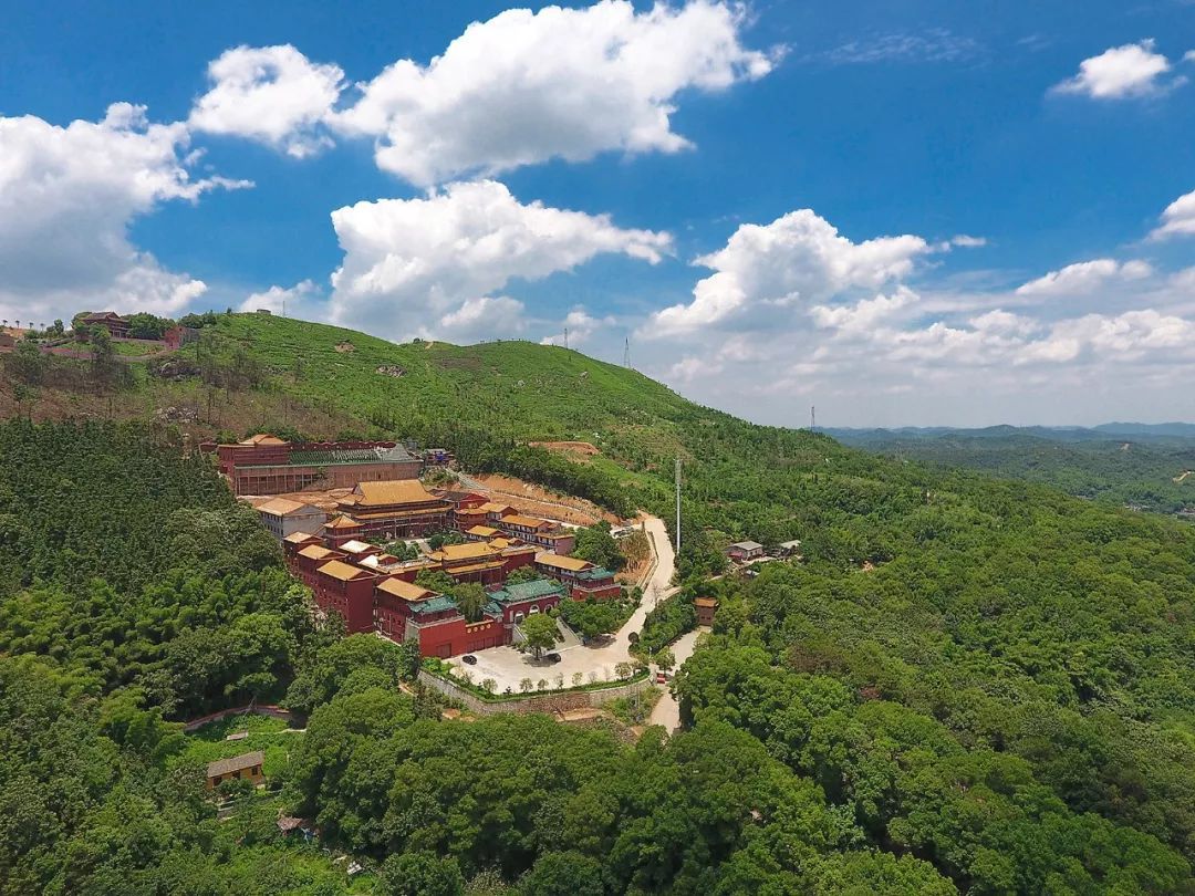 株洲九郎山森林防火監控系統,6臺云臺攝像機24小時(shí)360度全天候監控