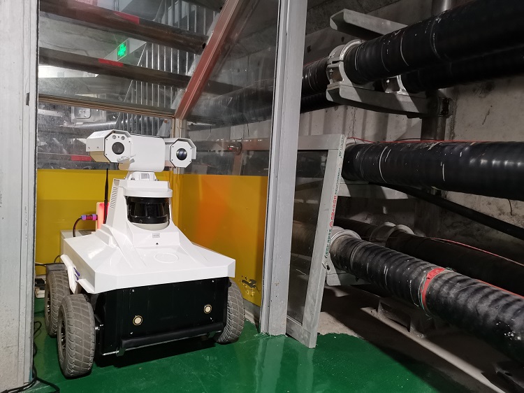 華瑞通為某輸電線(xiàn)路管道設計電力巡檢機器人方案