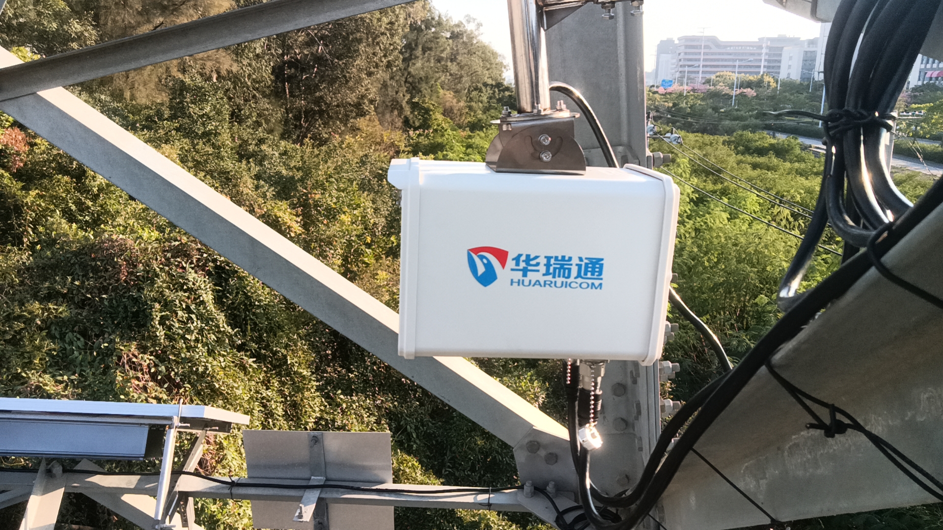 輸電線(xiàn)路圖像在線(xiàn)監測裝置之林火視頻監控預警解決方案
