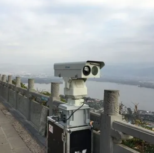 10千米探測范圍的可見(jiàn)光監控攝像機用于海防可以看清楚10米長(cháng)寬船只輪廓